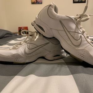 Nike tennis shoes